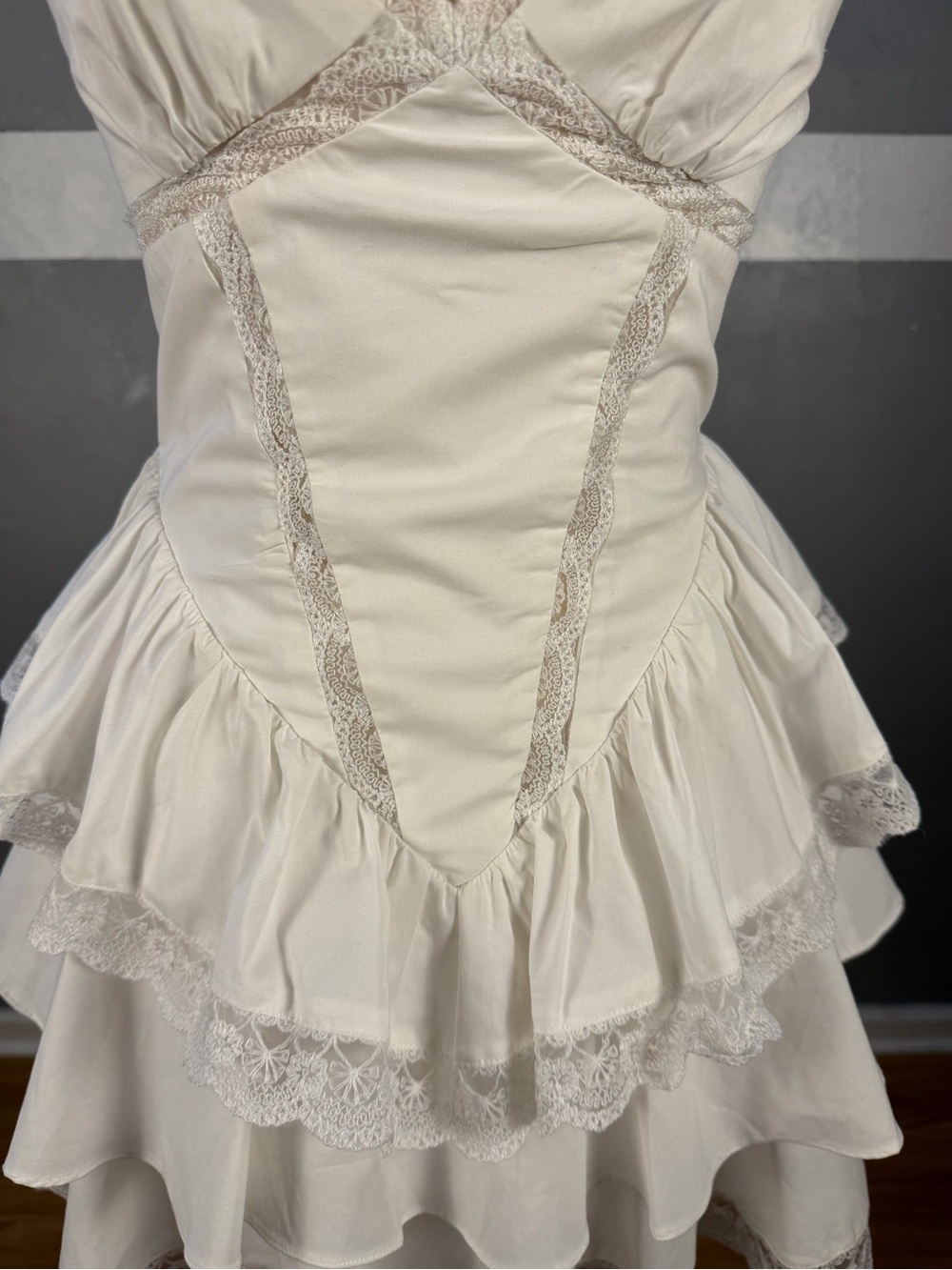 Mistress Rocks Tired Lace Trim Mini Dress - Picture 3 of 14